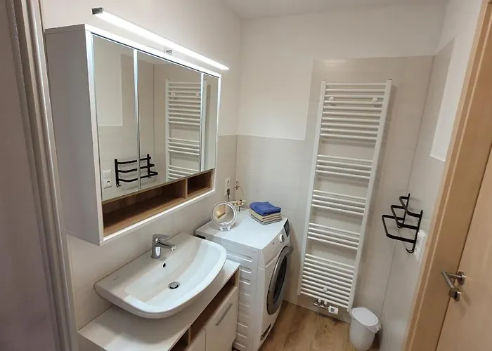 Appartement Sachsentraum - Naehe Goeltzschtalbruecke *